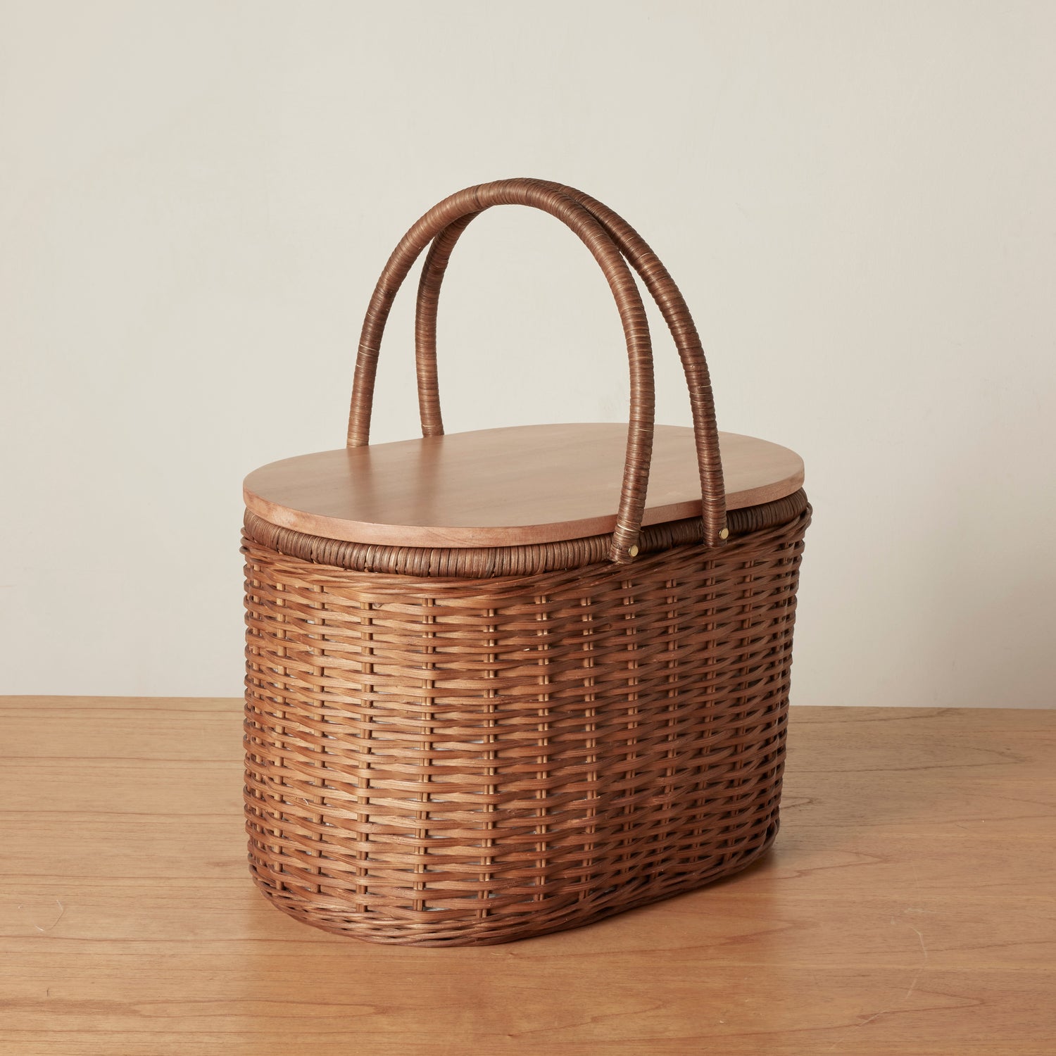 cooler basket with lid on- Number 4