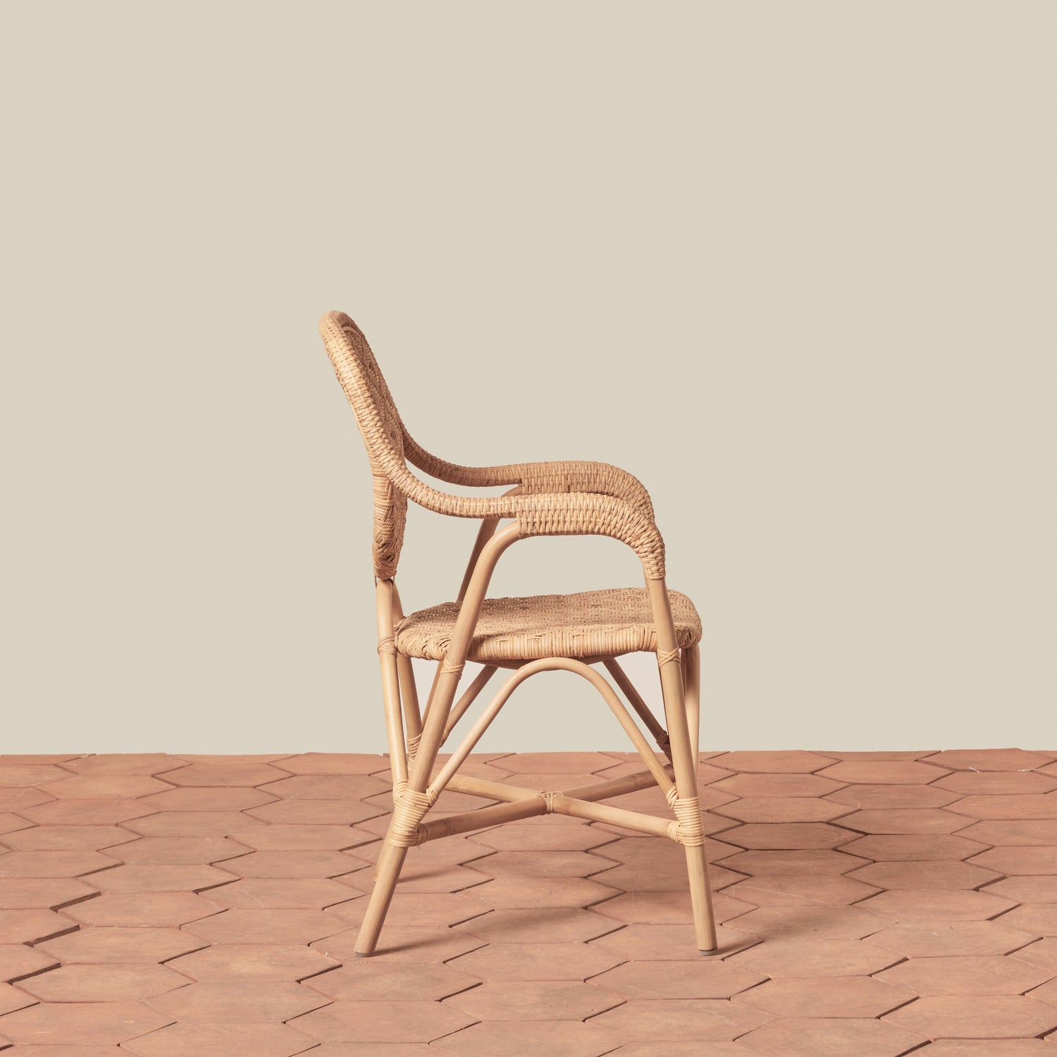 portofino arm chair in natural- Number 9