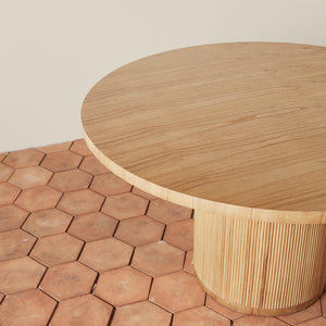 gabriella round dining table detail - Number 5