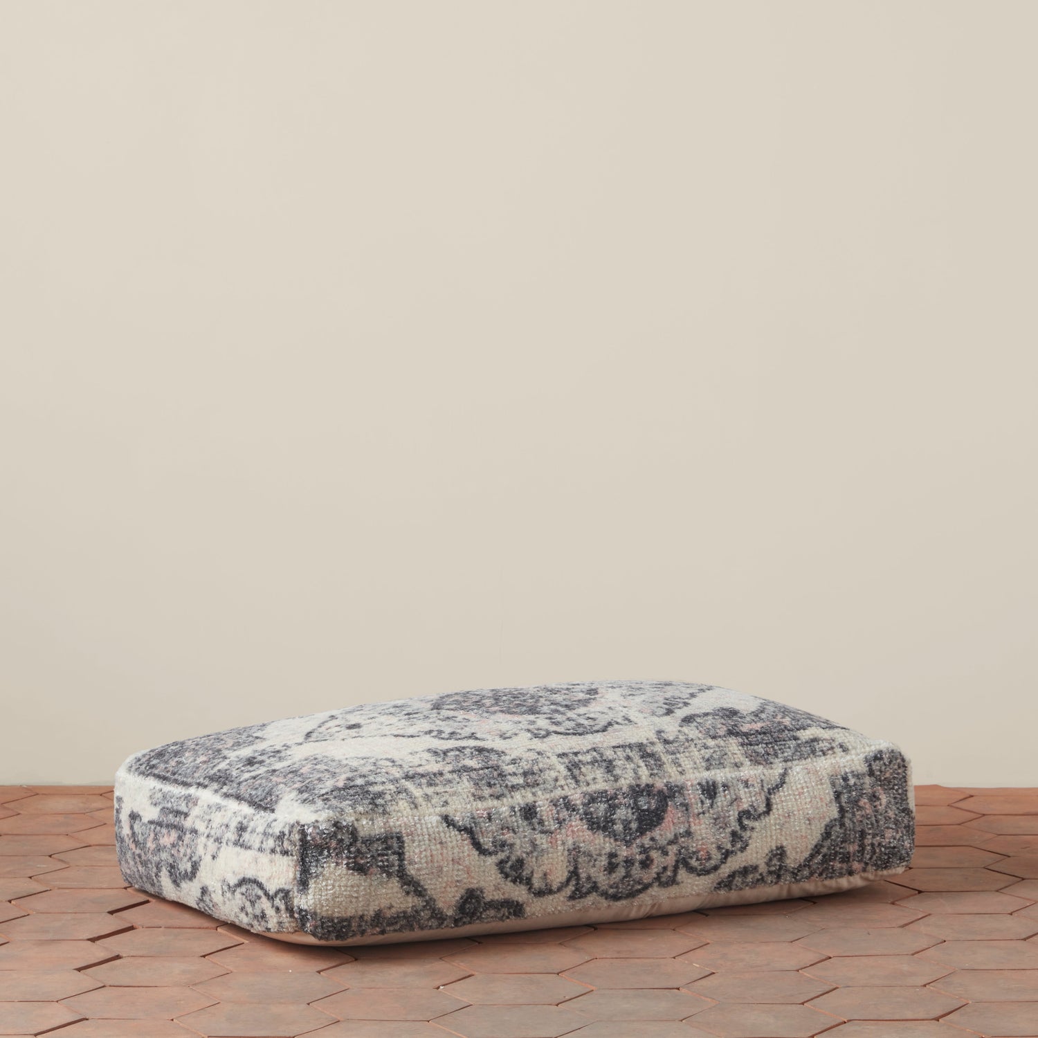 Sonora Pillow Daybed in Neutral- Number 1