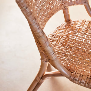 flore side chair detail - Number 3