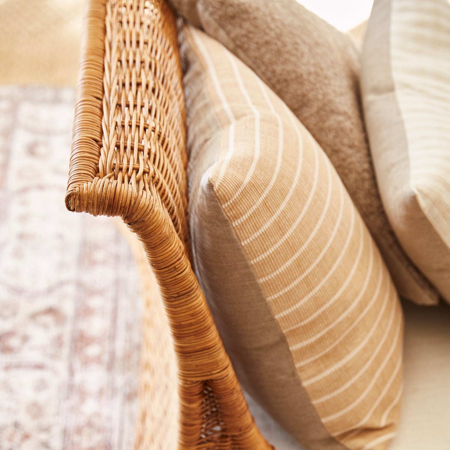 Close up for the healdsburg daybed product- Number 3