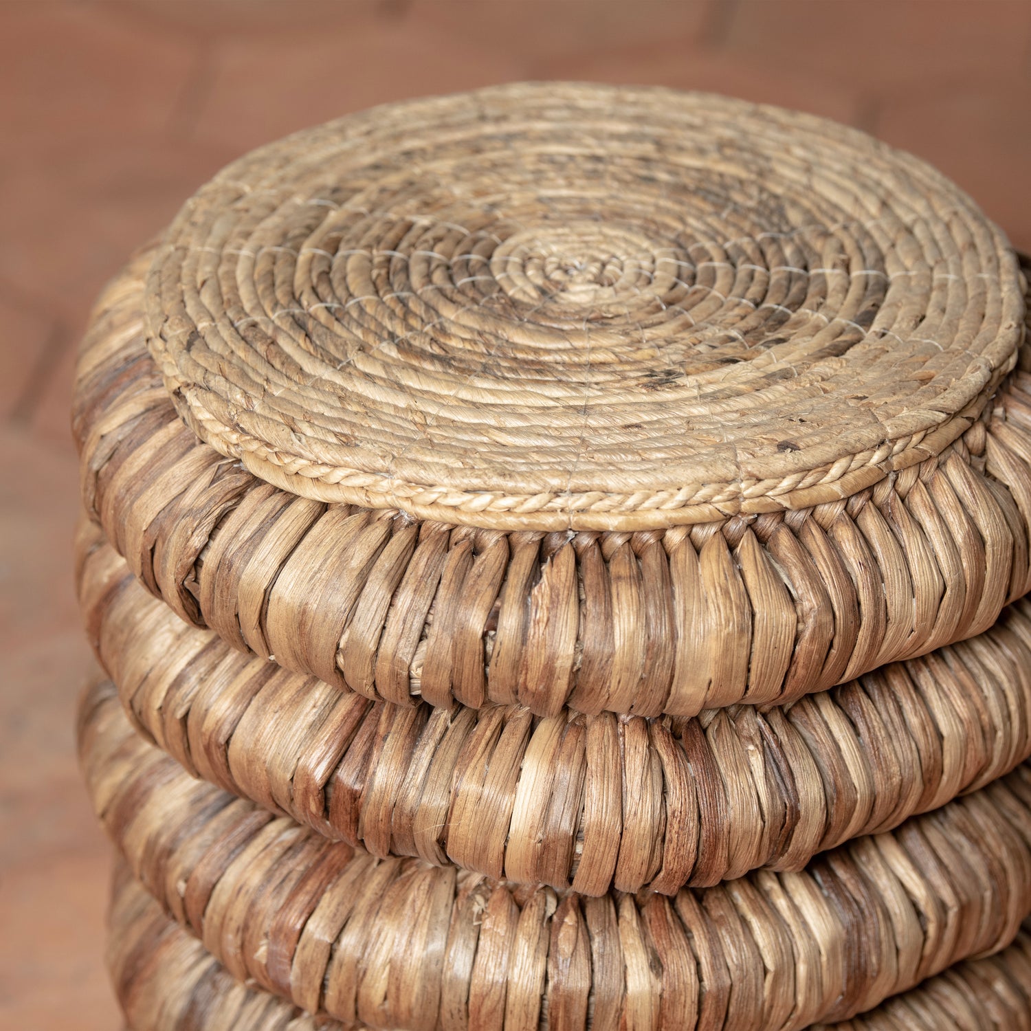sol side table detail- Number 4
