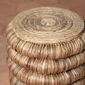 sol side table detail - Number 4