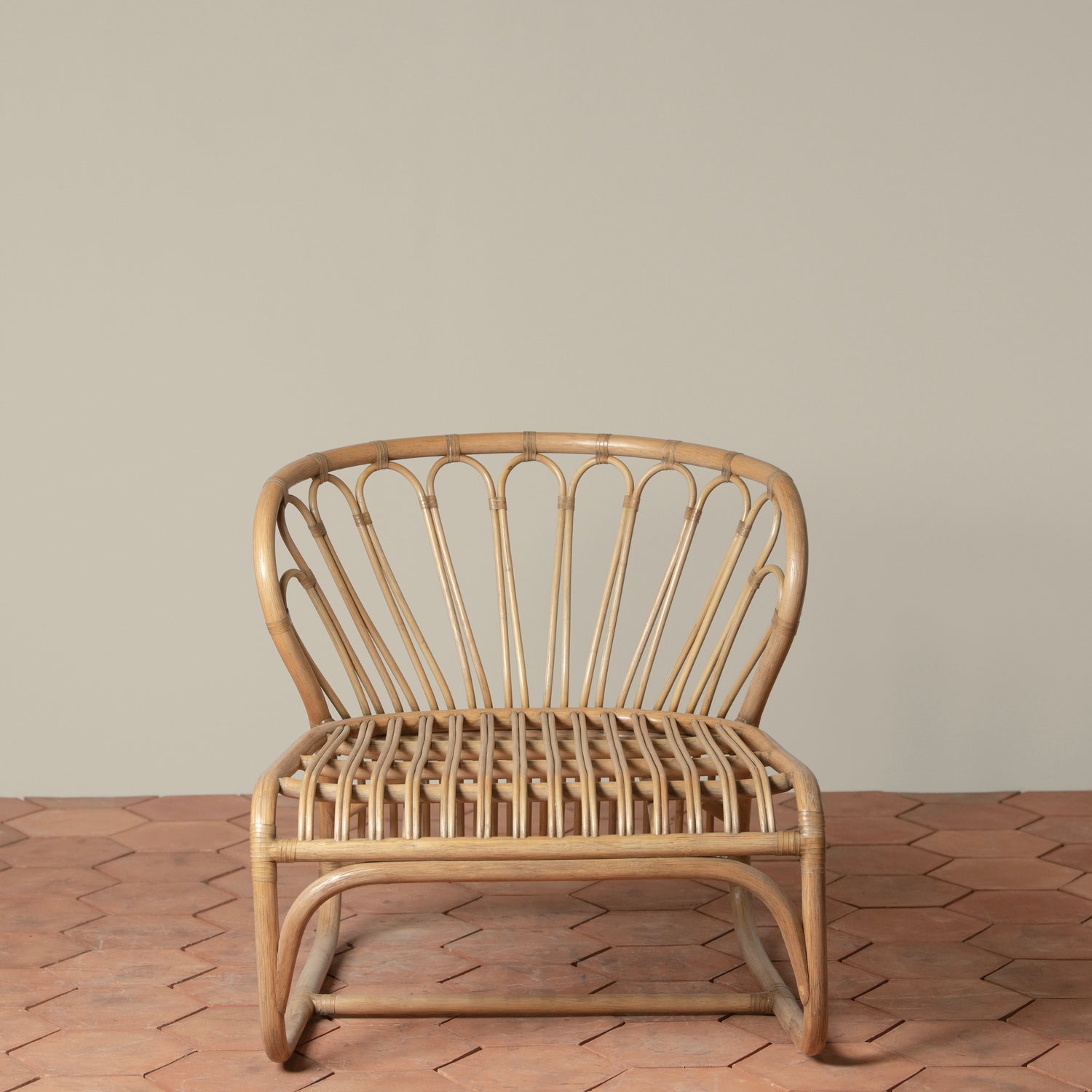 coste rattan lounge chair front- Number 7