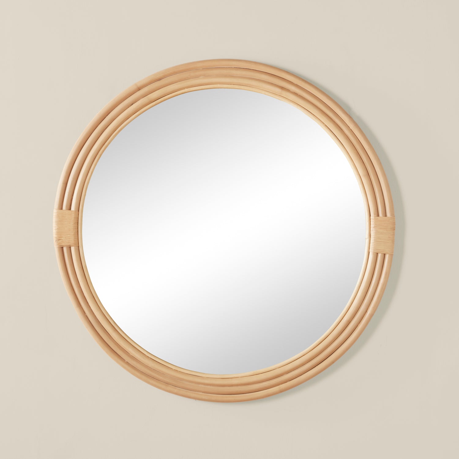 pelicano large round mirror front- Number 1