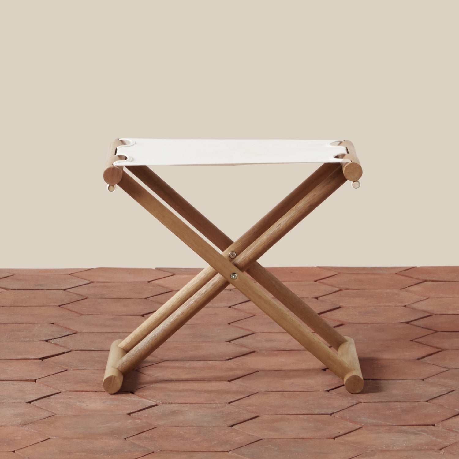 campo stool front