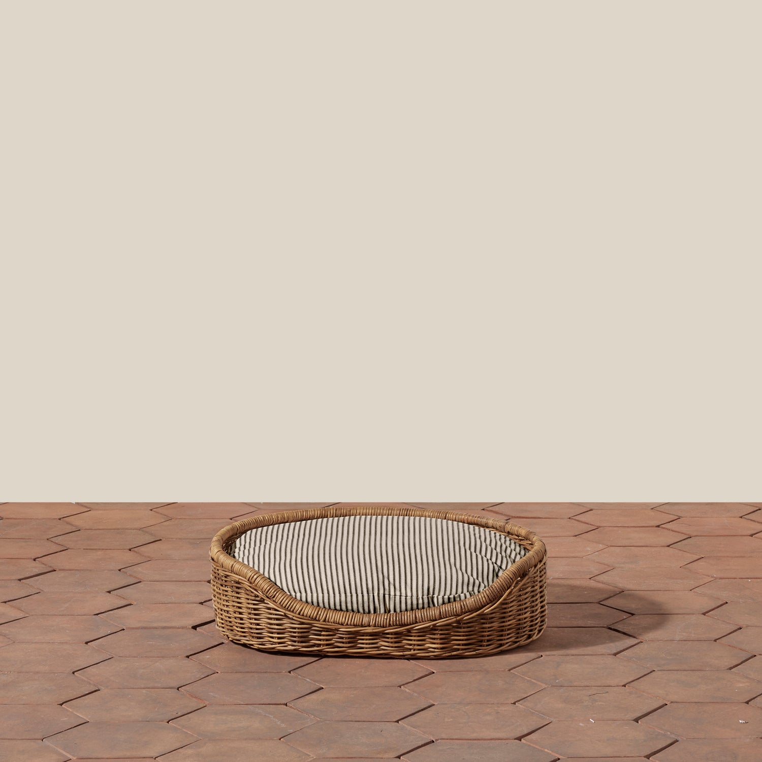 Boone Woven Dog Bed - Number 23