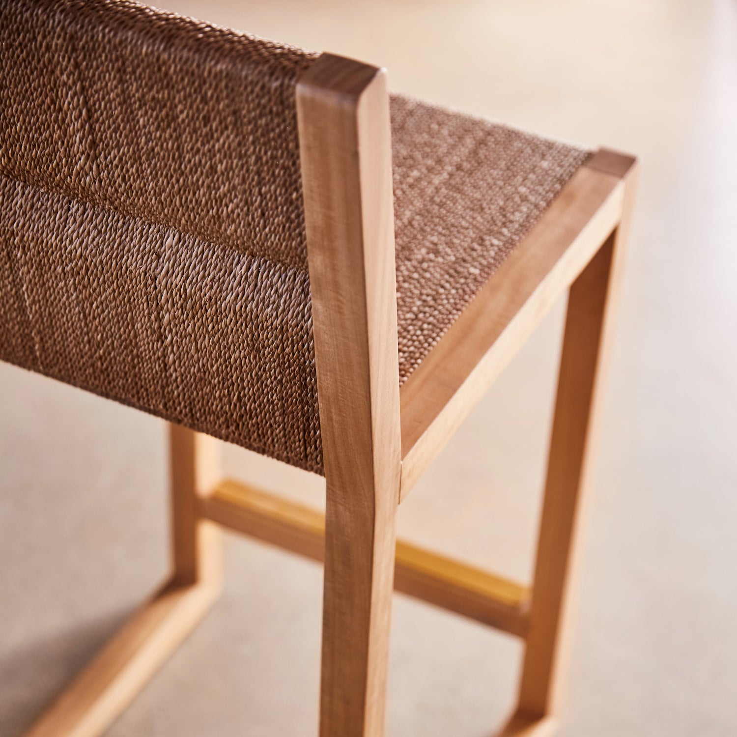 textura counter stool detail