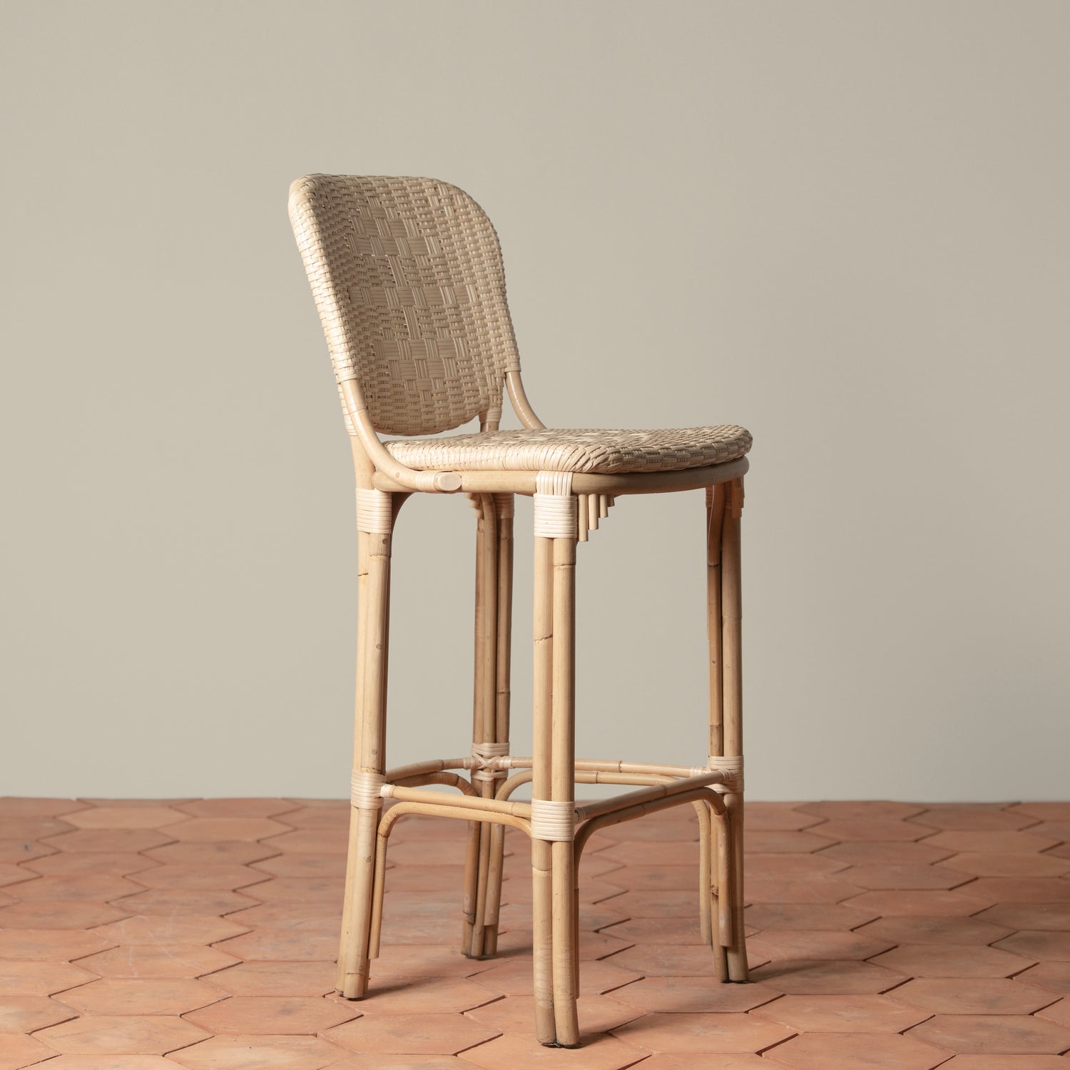 fota bistro bar stool in natural angle