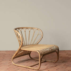 coste rattan lounge chair angle